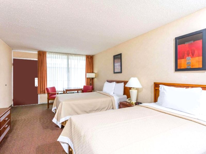 Days Inn by Wyndham Goldsboroの写真