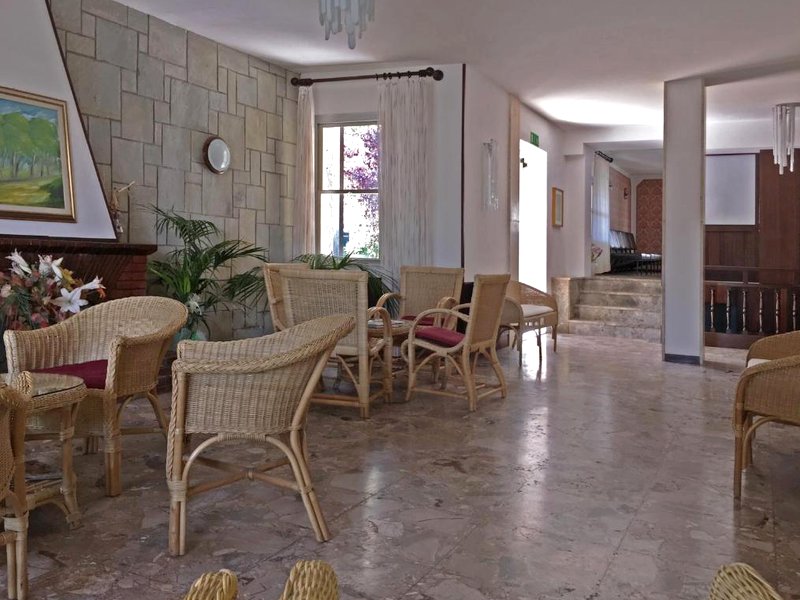 B&B Promenade Hotel Simple con Piscinaの写真