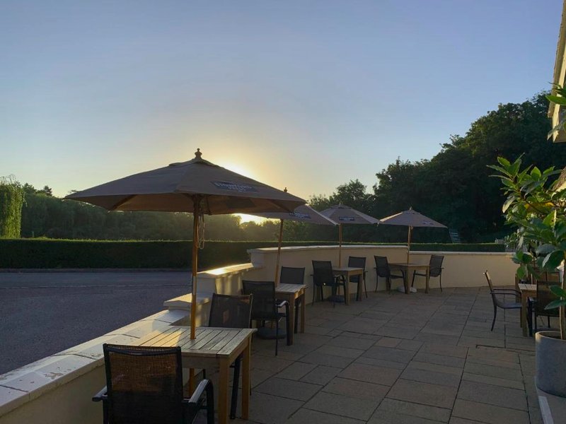 シリングフォード ブリッジ ホテル (Shillingford Bridge Hotel)の写真