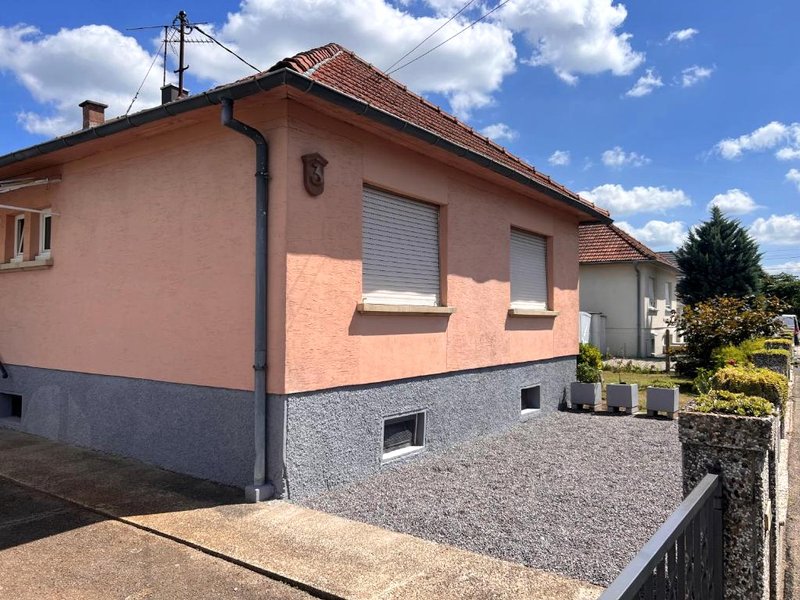 maison 1 à 6 personnes avec garage et cour (maison 1 a 6 personnes avec garage et cour)の写真