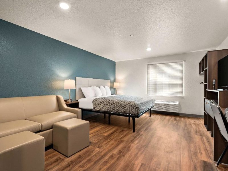 WoodSpring Suites Port Orange - Daytona Beachの写真