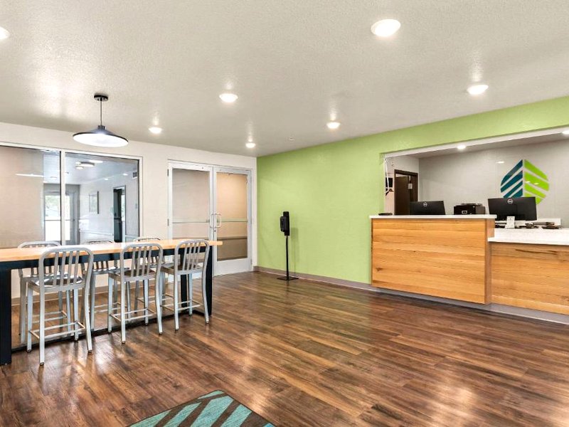WoodSpring Suites Port Orange - Daytona Beachの写真