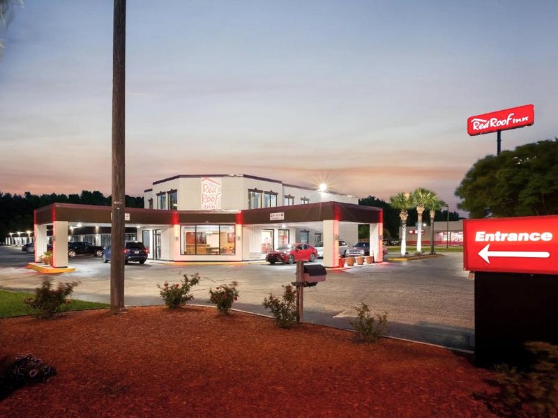 レッド ルーフ イン ディロン (Red Roof Inn Dillon, SC)の写真