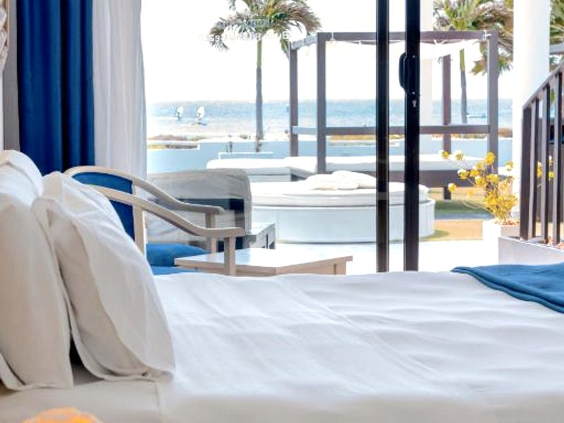 Hotel LIVVO Budha Beachの写真