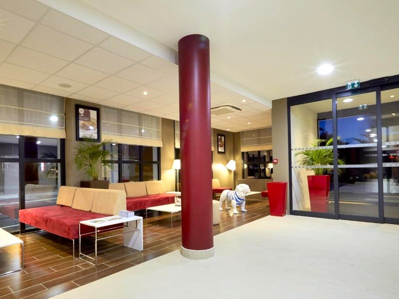 オテル カンパニール ボルドー ウエスト メリニャック アエロポー (Hotel Campanile Bordeaux Ouest Merignac Aeroport)の写真