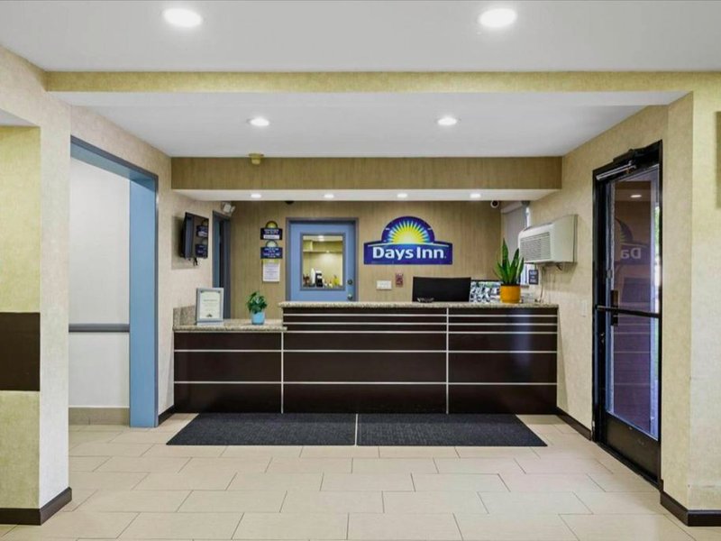 デイズ イン バイ ウィンダム ウッドランド (Days Inn by Wyndham Woodland)の写真