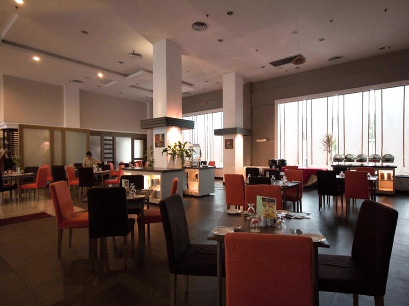 スターシティ ホテル (Starcity Hotel)の写真