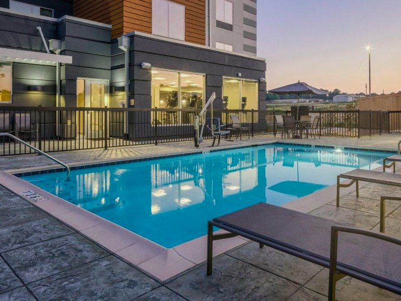 Fairfield Inn & Suites Albertvilleの写真