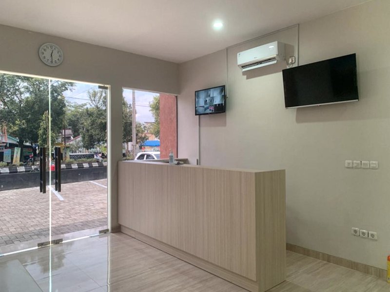レッドドアーズ ニア アルン アルン プルバリンガ (RedDoorz near Alun Alun Purbalingga)の写真