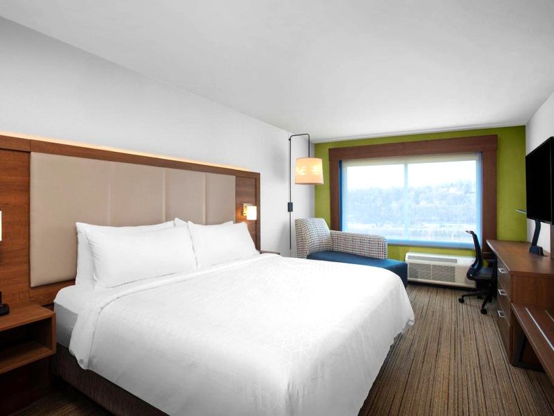 Holiday Inn Express Charleston-Civic Center By IHGの写真