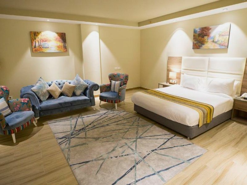 Golden Jewel Hotelの写真