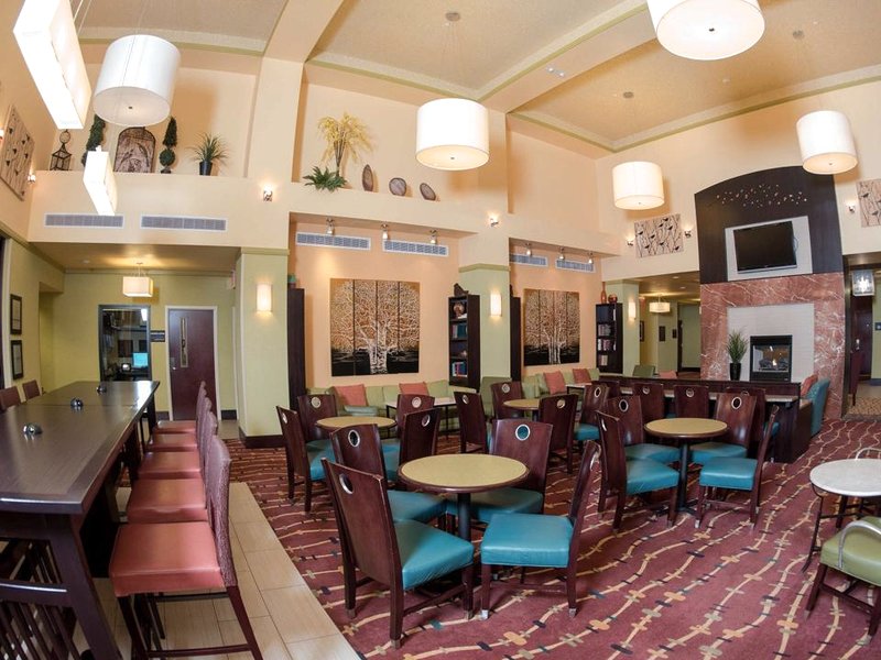 Hampton Inn and Suites Woodstockの写真