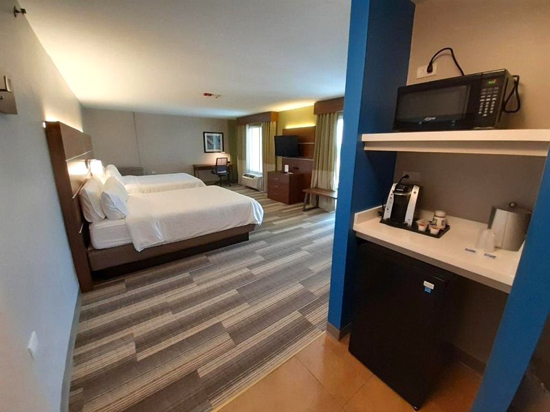 ホリデイ イン エクスプレス トリンシティ バイ IHG (Holiday Inn Express Trincity By IHG)の写真