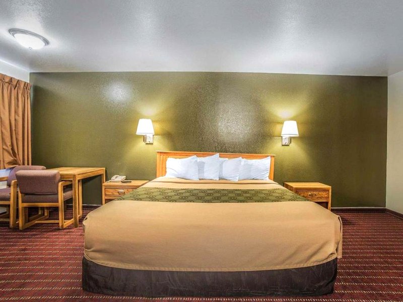 ロードウェイ イン ハリケーン ザイオン ナショナル パーク エリア (Rodeway Inn Hurricane - Zion National Park Area)の写真