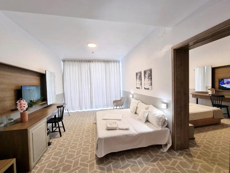 Hotel Clas Mamaia Nordの写真
