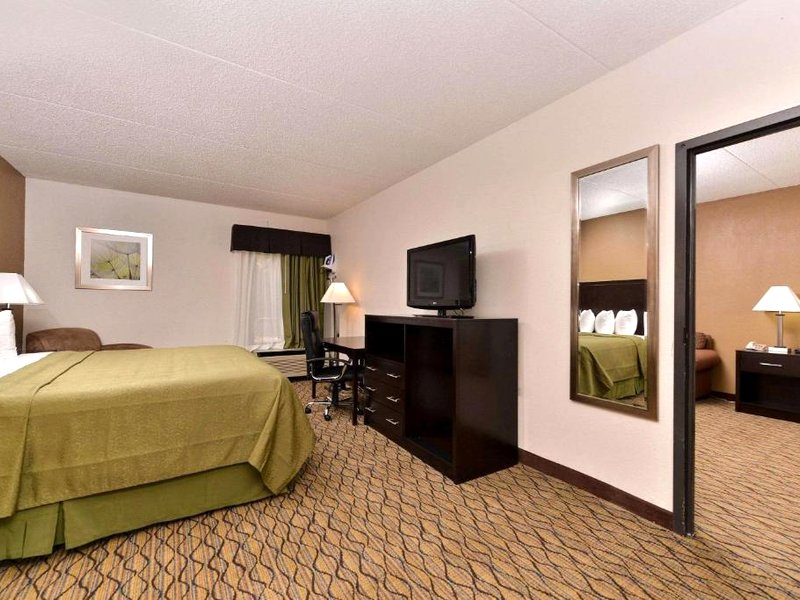 クオリティ イン & スイーツ マッテソン ニア I-57 (Quality Inn & Suites Matteson near I-57)の写真