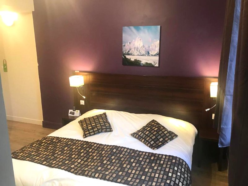 HÔTEL LES IRIS (HOTEL LES IRIS)の写真