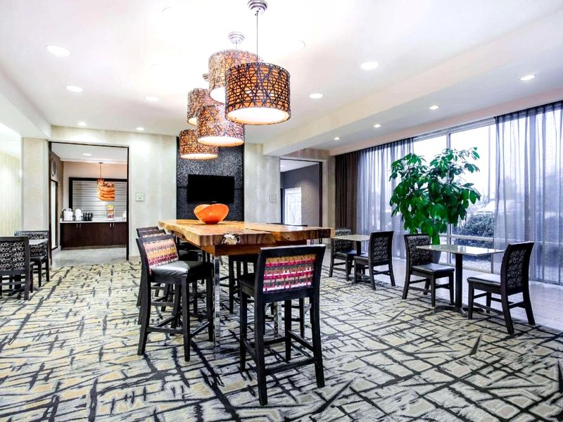 ラ キンタ イン&スイーツ バイ ウィンダム アンドリュース (La Quinta Inn & Suites by Wyndham Andrews)の写真