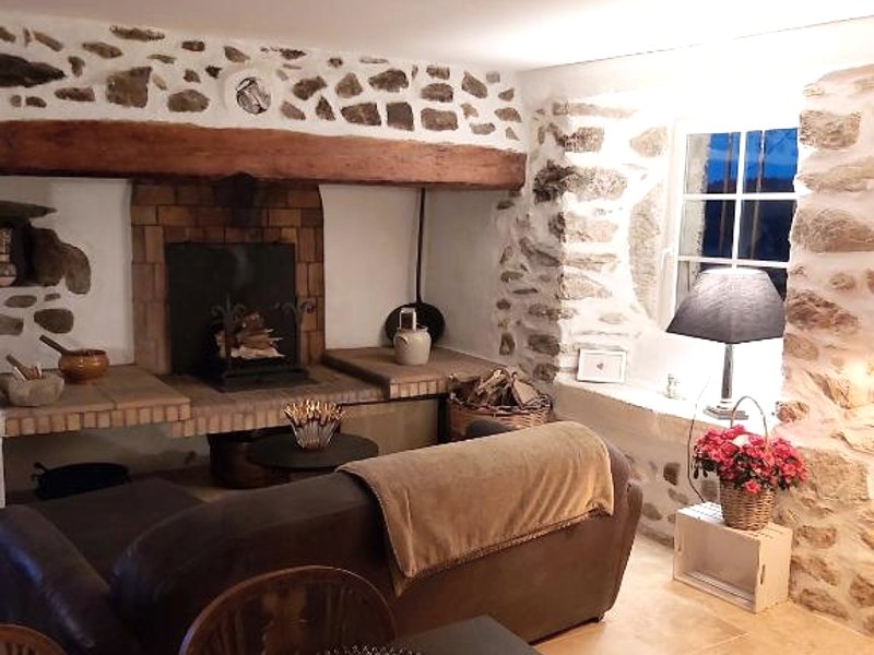 Maison charmante à Lanarce avec vue sur la montagne, jacuzzi. (Maison charmante a Lanarce avec vue sur la montagne, jacuzzi.)の写真