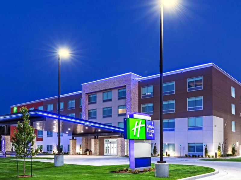 ホリデイ イン エクスプレス アンド スイーツ パーソンズ バイ IHG (Holiday Inn Express And Suites Parsons By IHG)の写真