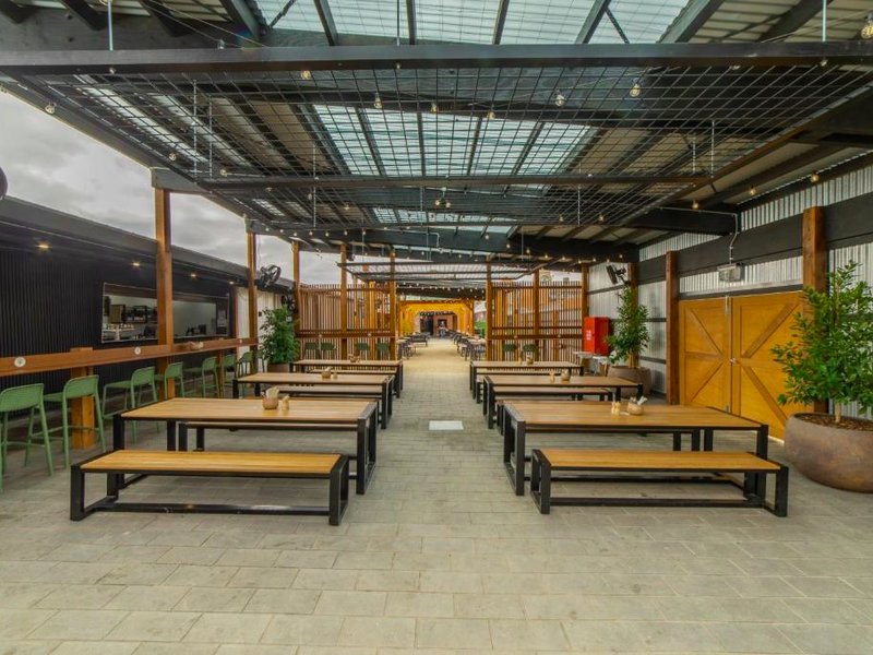 Terminus Hotel Yarrawongaの写真