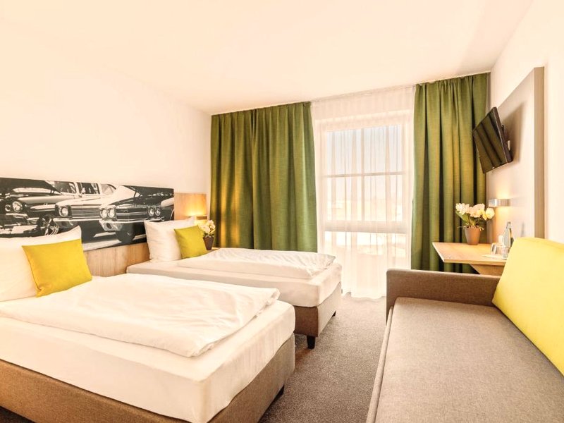 Highway Hotelの写真