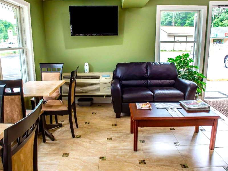エコノ ロッジ ジェファーソン ヒルズ ハイウェイ 51 (Econo Lodge Jefferson Hills Hwy 51)の写真