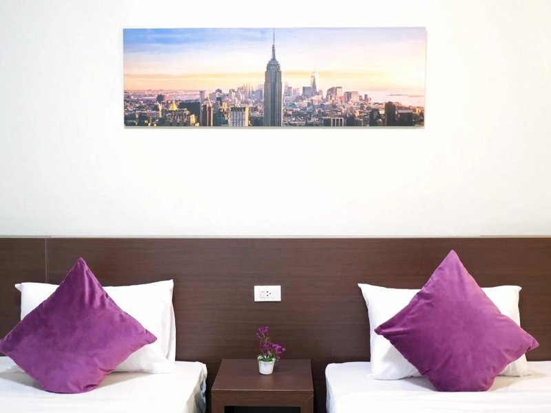 C Room Extra @ Airportの写真