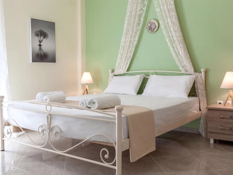 John Apartmentsの写真