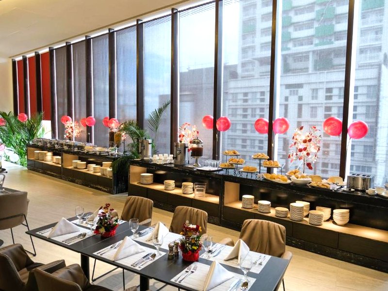 レッド ホテル クバオ ケソン シティ【マルチユース ホテル】 (Red Hotel Cubao, Quezon City)の写真