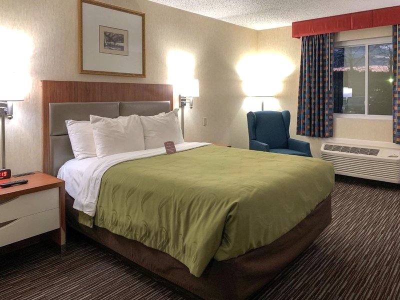 Quality Inn near Toms River Corporate Parkの写真