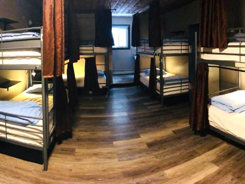 バンフ インターナショナル ホステル (Banff International Hostel)の写真