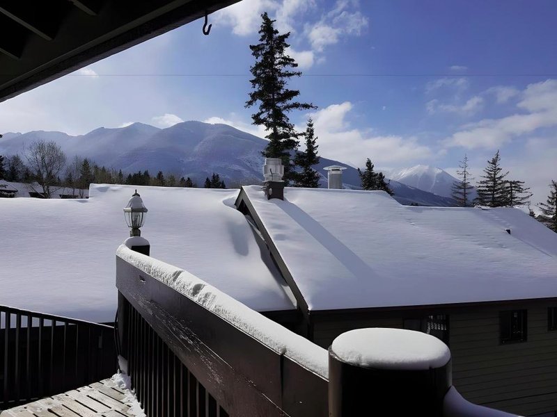 バンフ インターナショナル ホステル (Banff International Hostel)の写真