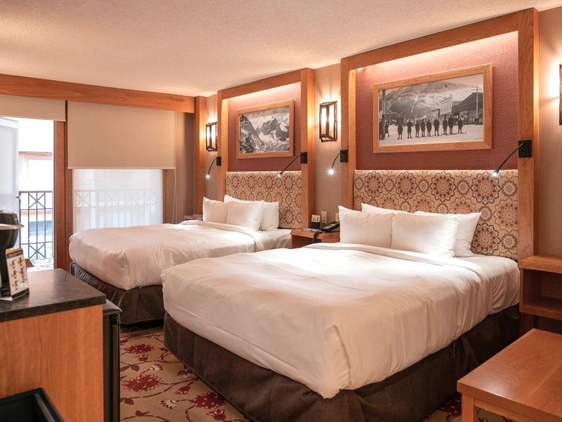 バンフ ターミガン イン (Banff Ptarmigan Inn)の写真