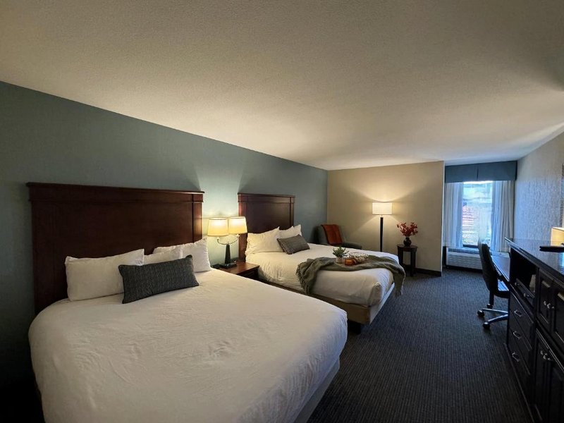 トロイ イン アンド スイーツ バイ IHG (Troy Inn and Suites By IHG)の写真