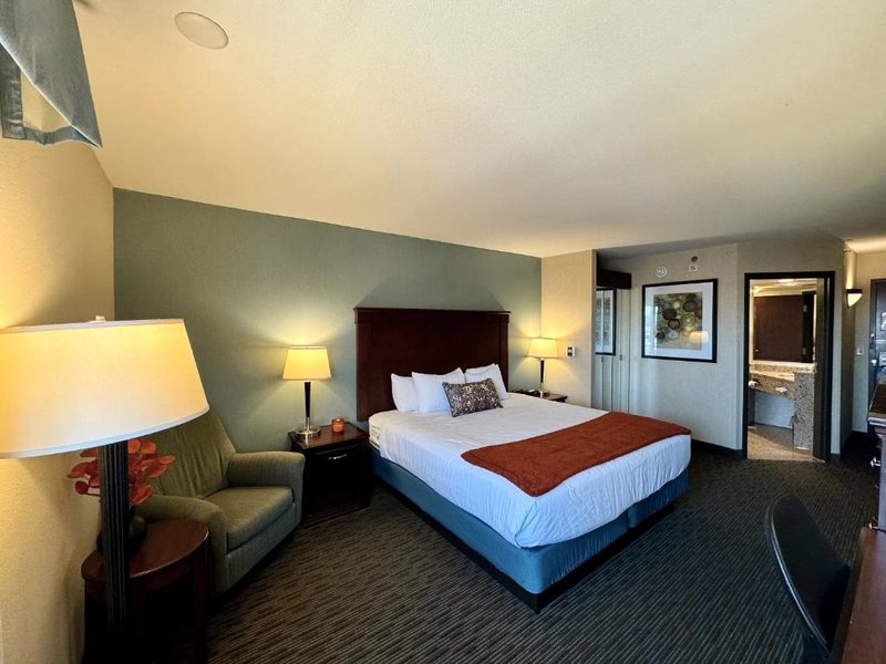 トロイ イン アンド スイーツ バイ IHG (Troy Inn and Suites By IHG)の写真