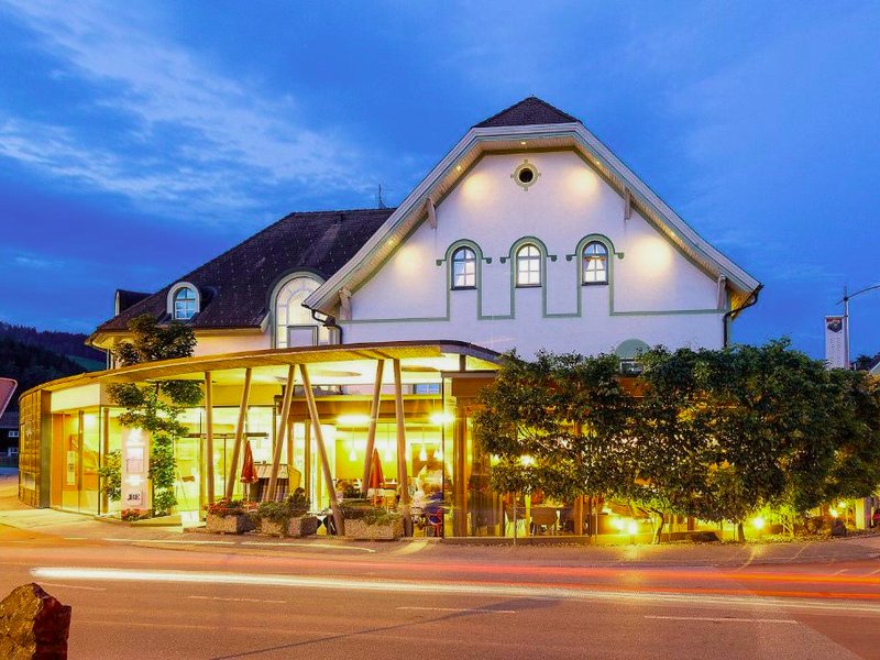 ホテル レストラン カフェ クライナー (Hotel-Restaurant-Cafe Krainer)の写真