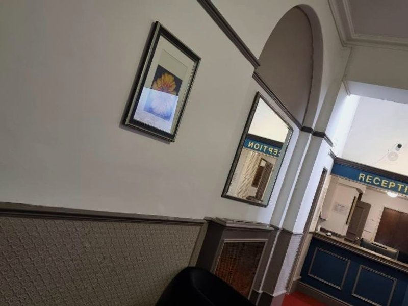 Midlands Hotelの写真