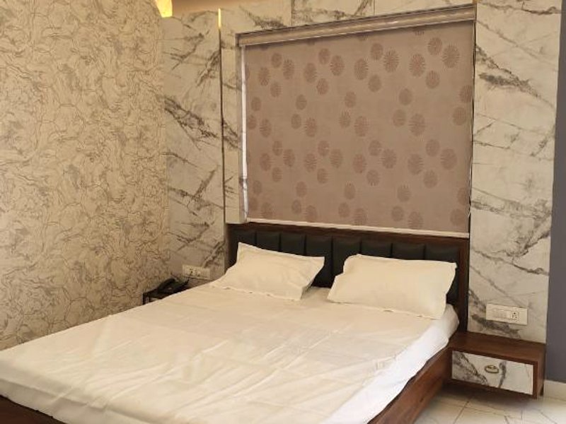 Hotel Holiday residencyの写真