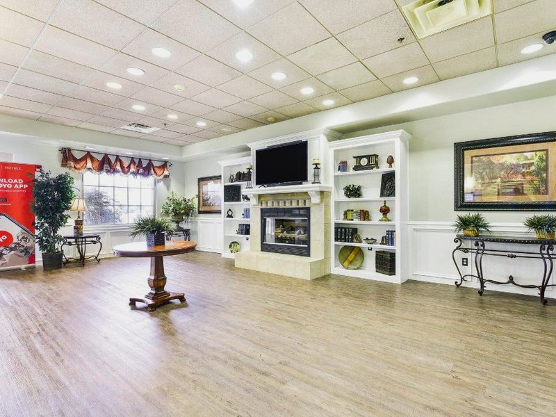 OYO Townhouse Oklahoma City Airportの写真