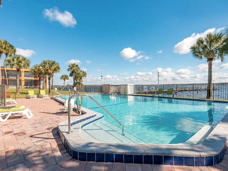 Quality Inn & Suites Palatka Riverfrontの写真