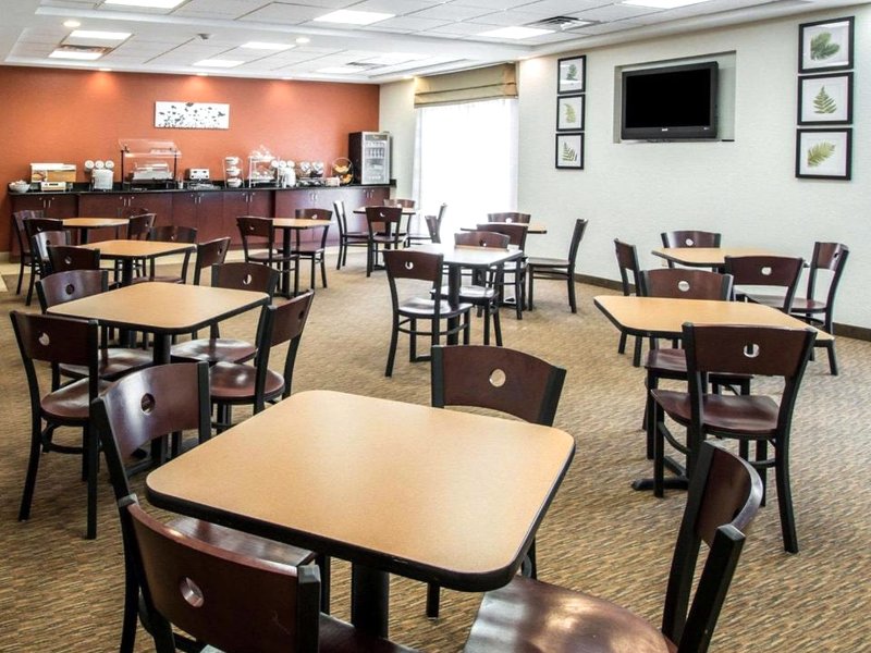 スリープ イン&スイーツ パラトカ ノース (Sleep Inn & Suites Palatka North)の写真
