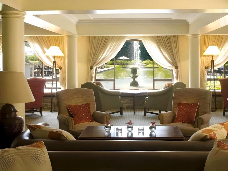 ラインフィールド ハウス ホテル (Rhinefield House Hotel)の写真