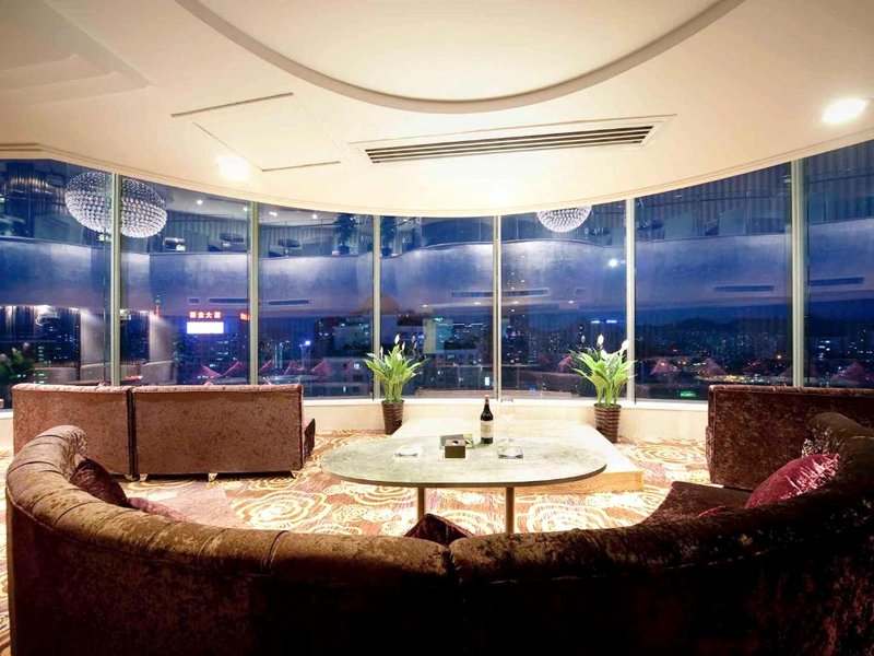 ノボテル コェイヤン ダウンタウンホテル (Novotel Guiyang Downtown Hotel)の写真