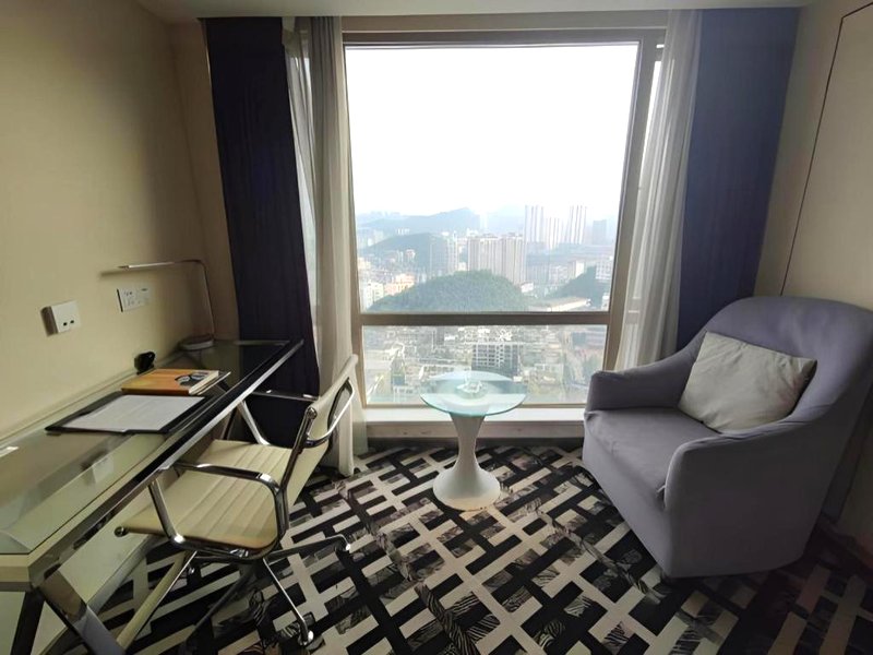 グリーンツリー アライアンス ホテル グイヤン フアグオ コミュニティ セントラル ビジネス ゾーン (GreenTree Alliance Hotel Guiyang Huaguo Community Central Business Zone)の写真