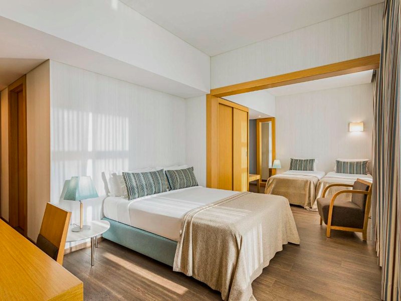 ホテル メルキュール リシュボア アルマダ (Hotel Mercure Lisboa Almada)の写真
