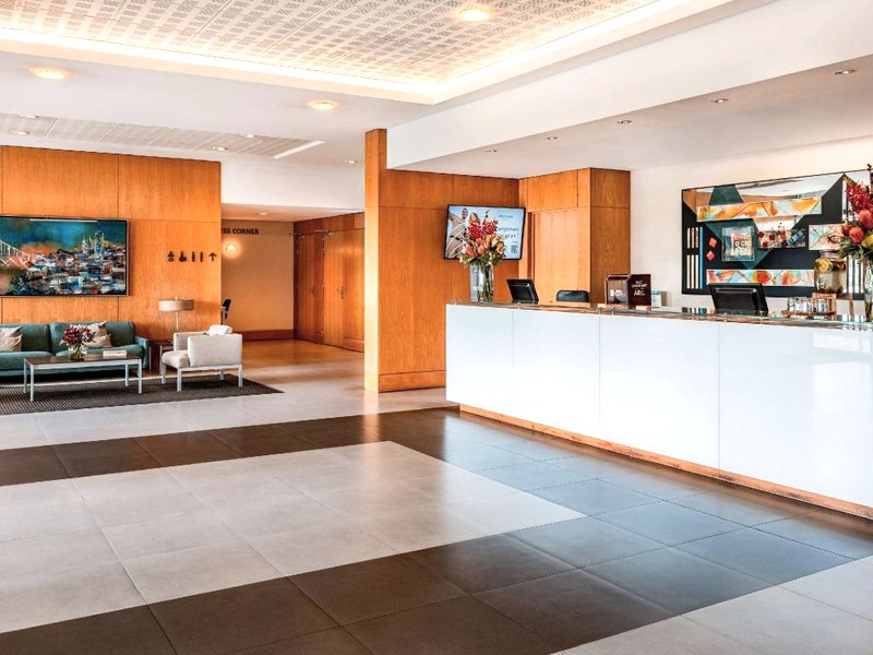 ホテル メルキュール リシュボア アルマダ (Hotel Mercure Lisboa Almada)の写真