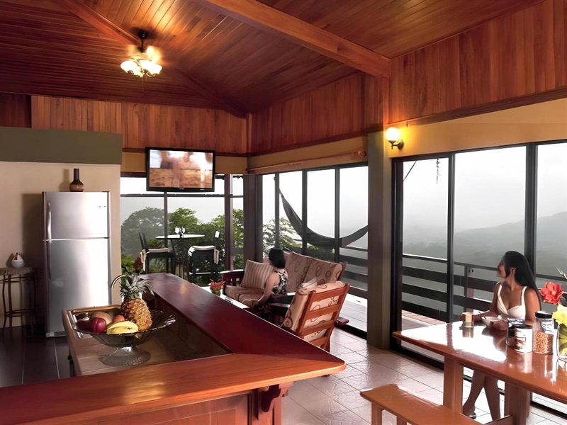 Ladera Hotelの写真