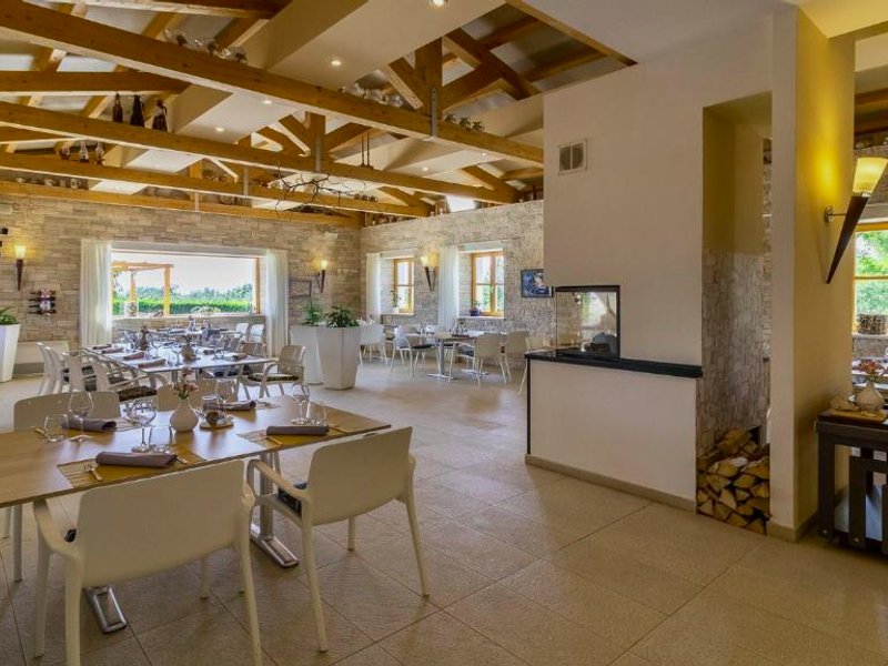 VELANERA Hotel & Restaurantの写真