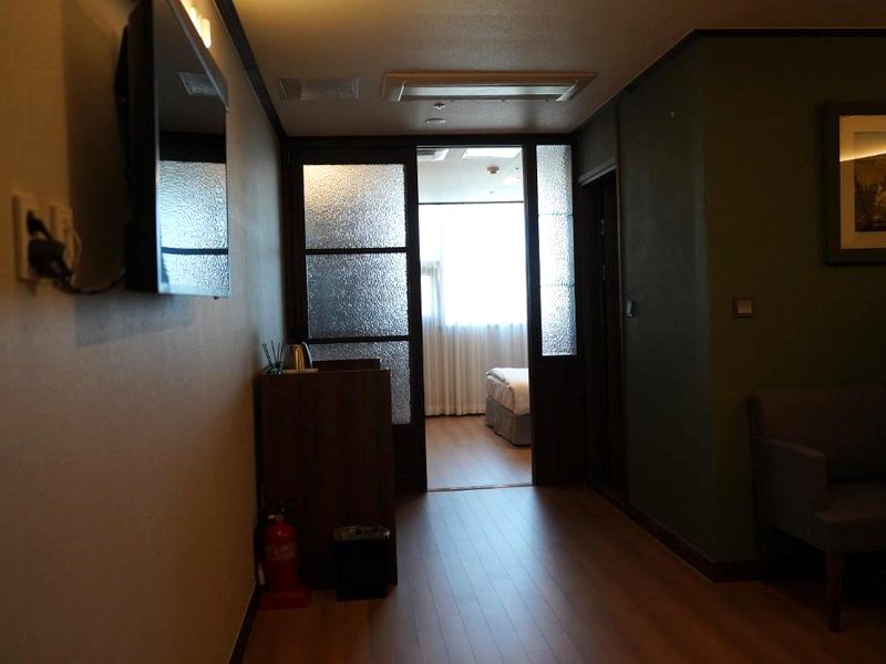 サチョン グランド ホテル (Sacheon Grand Hotel)の写真